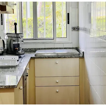 Esmeralda Fontnova Apartament *